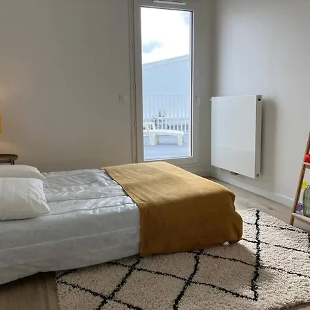 Grand Duplex Lumineux/terrasse+parking-la Rochelle Apartmán